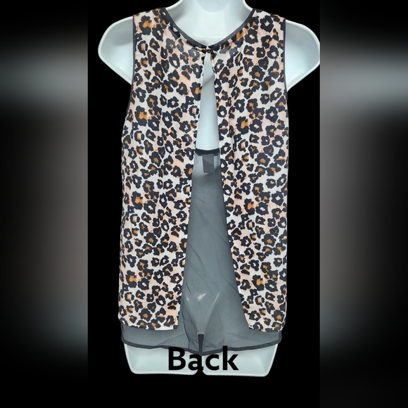 H&M Leopard Sleeveless Blouse - Picture 2 of 4